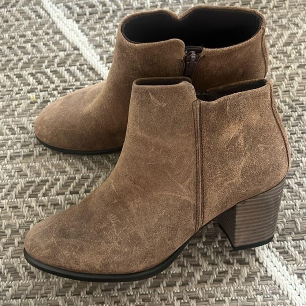ECCO SHAPE 55 LEATHER ANKLE BOOT size EU 39/US 8-8.5